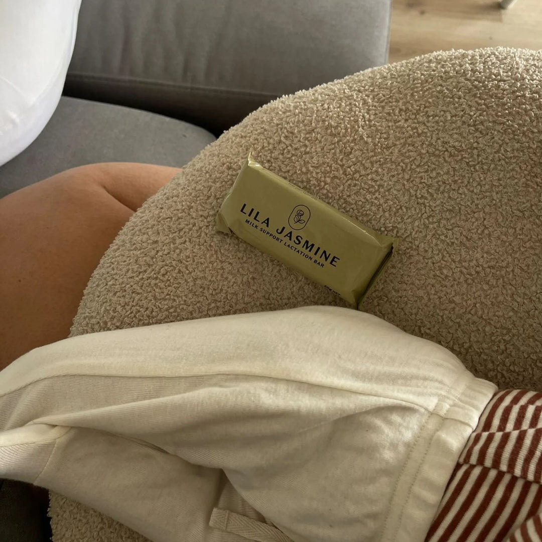Lila Jasmine Lactation Bars Apple Crumble
