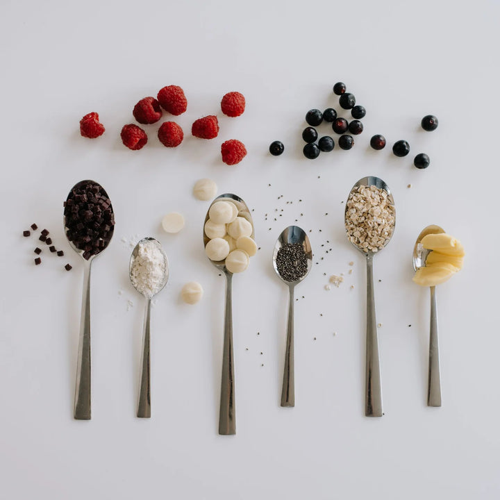 Lila Jasmine Lactation Bars Mixed Berry & White Chocolate