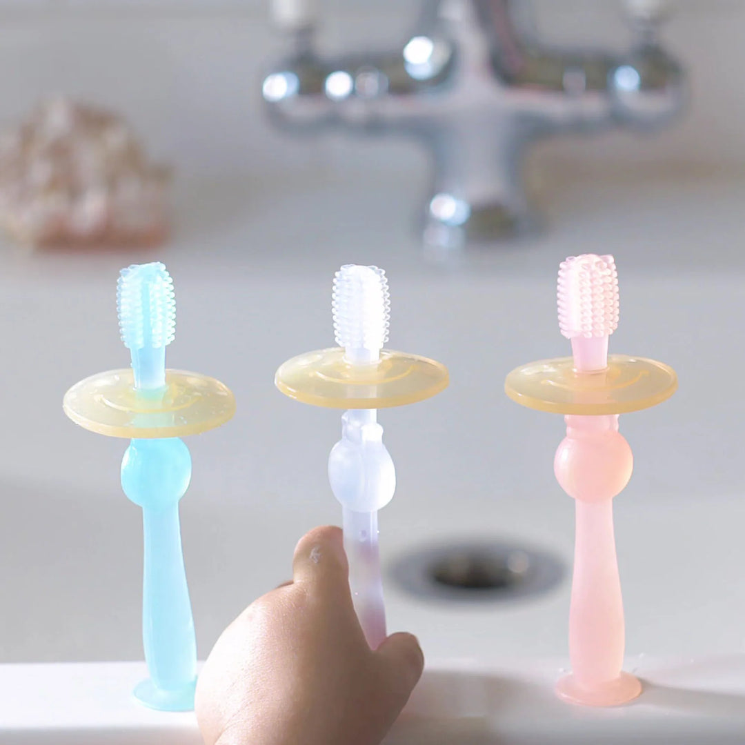 Haakaa 360° Silicone Toothbrush (6 months+)