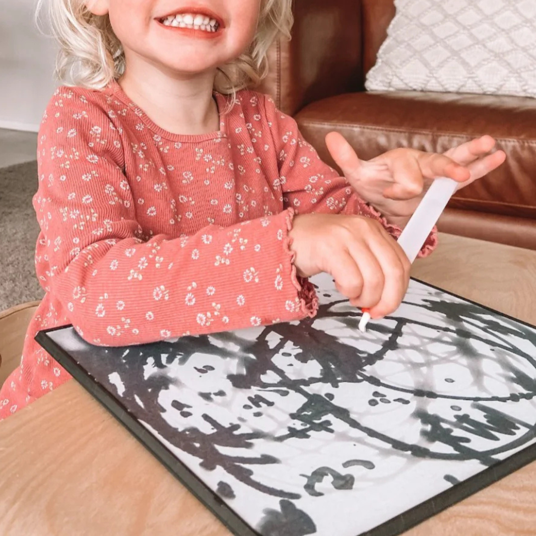 Zazi Magic Water Painting Board + Pens