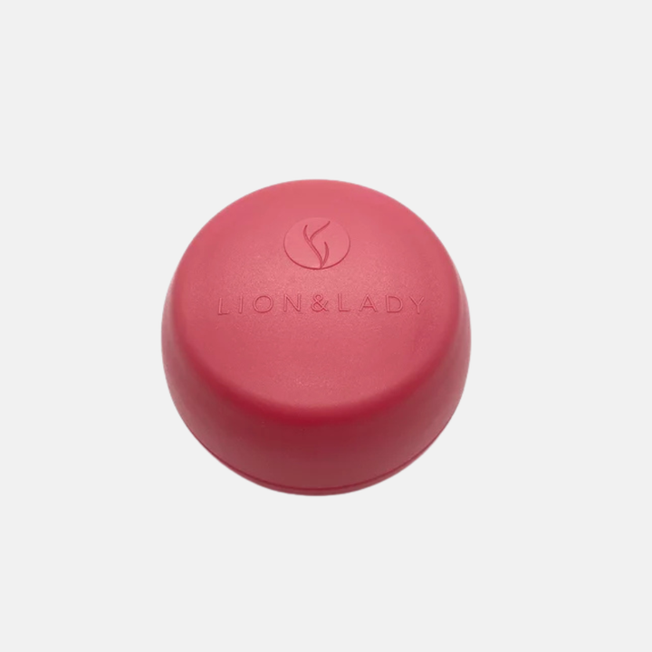 Lion And Lady Storage Cap